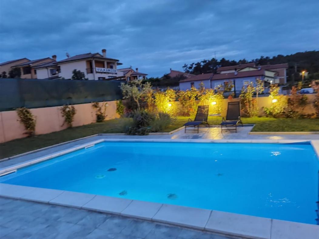 Family House Hana Kanfanar Εξωτερικό φωτογραφία