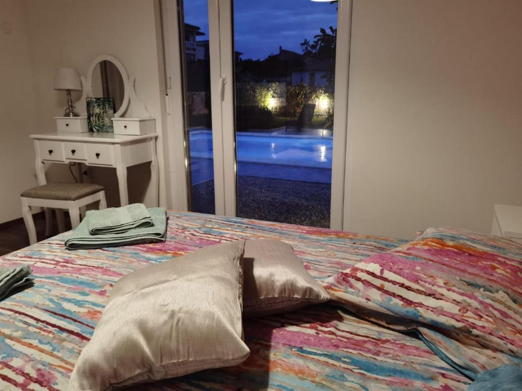 Family House Hana Kanfanar Εξωτερικό φωτογραφία