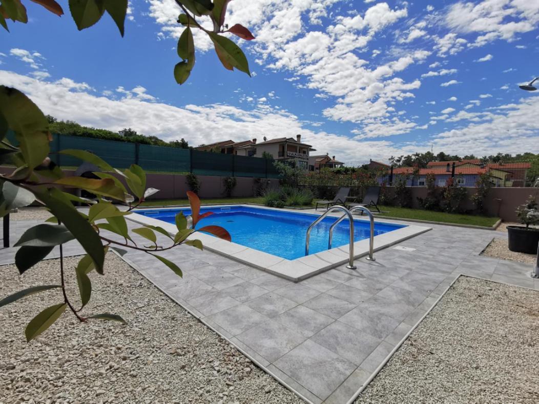 Family House Hana Kanfanar Εξωτερικό φωτογραφία